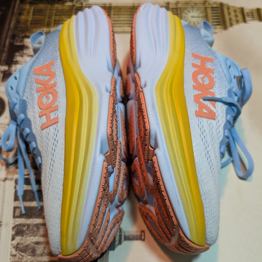 Hoka One One Bombi 8 Cushioned Road Shoes  Summer Song Women's Size 7 No Box - Picture 11 of 14